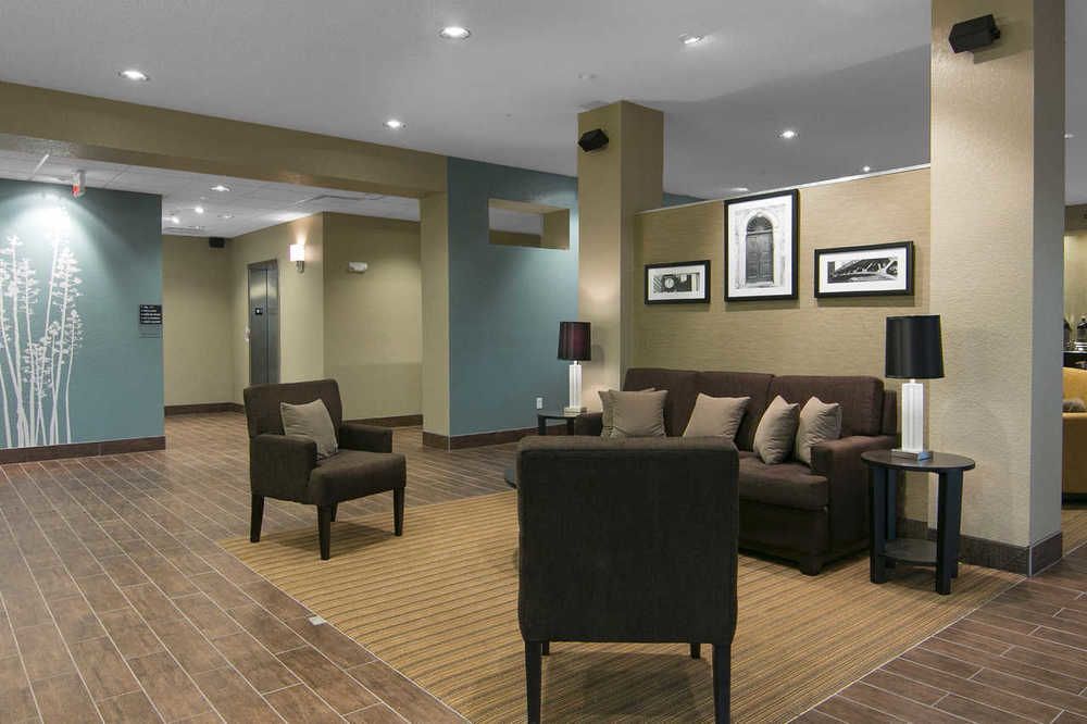 Sleep & Near Jordan Creek 2* West Des Moines