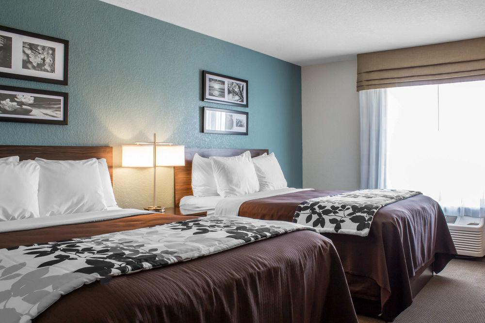 Sleep & Near Jordan Creek Hotel